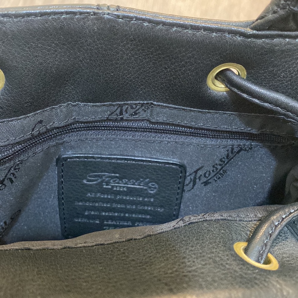 FOSSIL • DRAW STRING Hand Bag - Picture 12 of 16